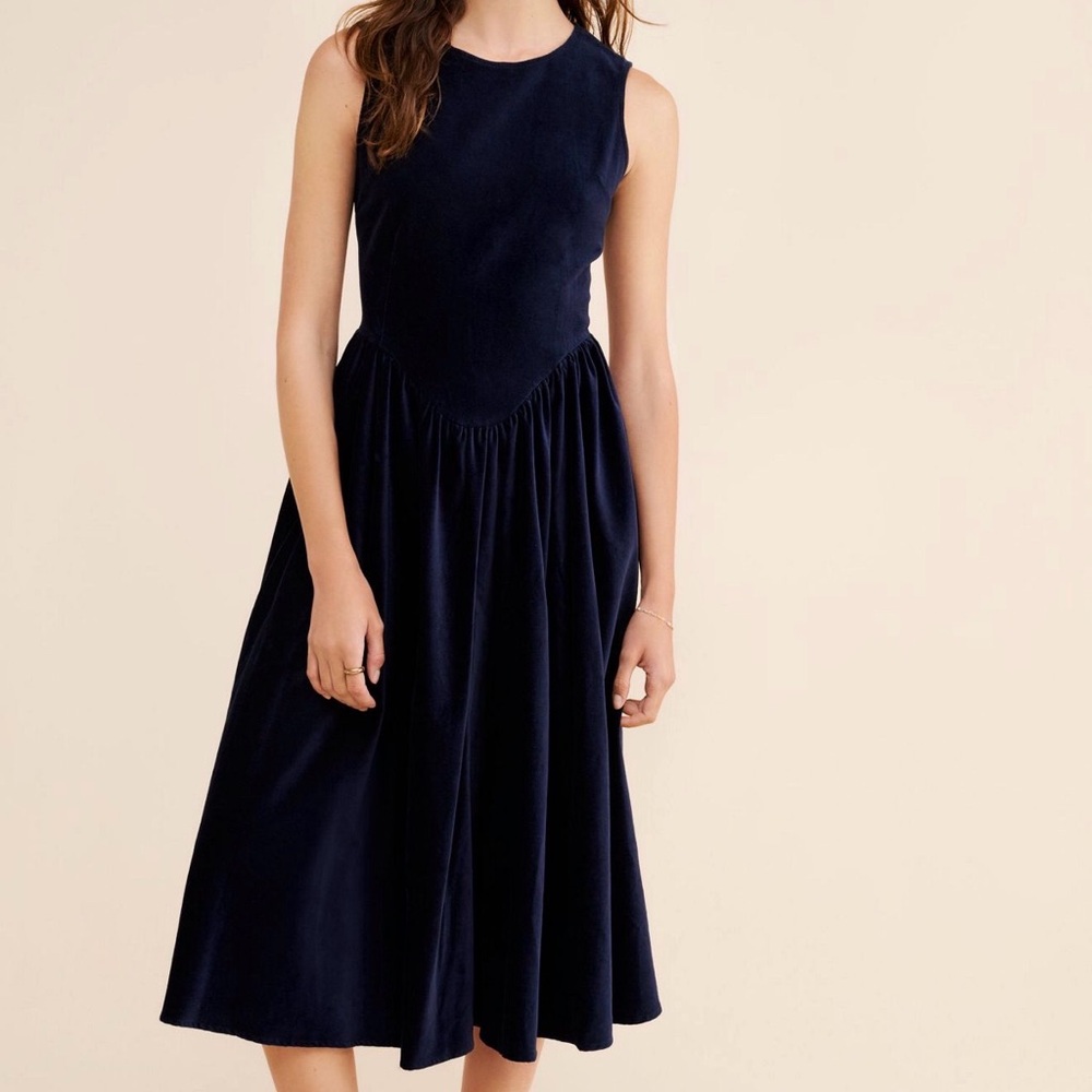 Anthropologie Find Me Now Velvet Midnight Blue Navy Sleeveless Midi Dress